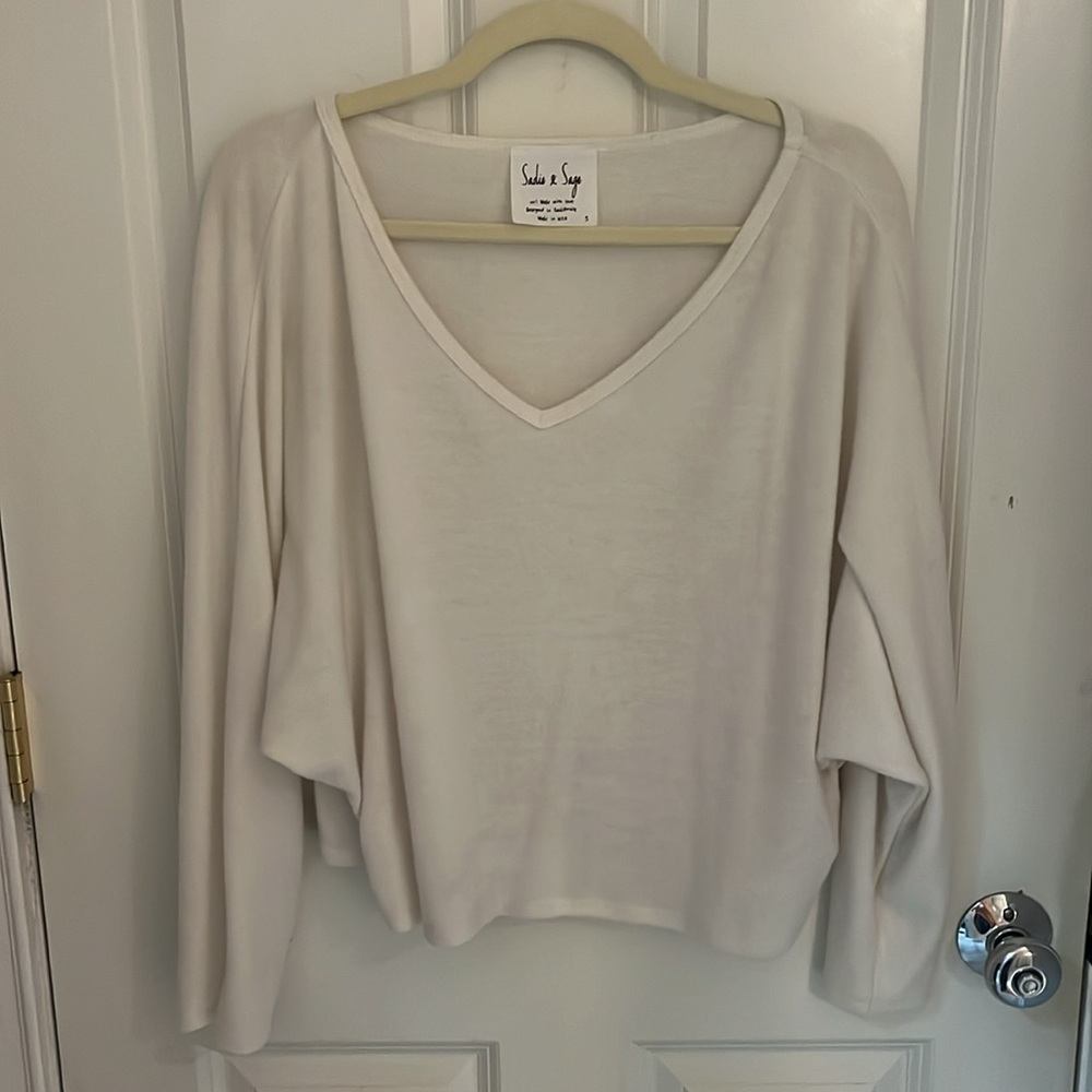 Sadie & sage, size small, white, crop knit sweater
